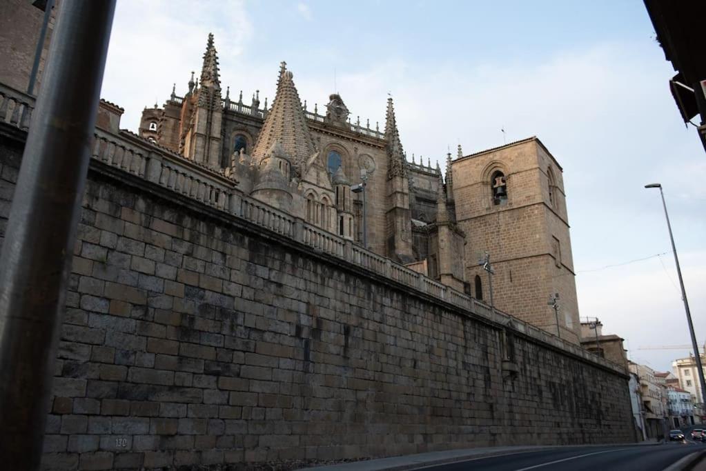 Las Dos Catedrales 2 بلاسينثيا المظهر الخارجي الصورة
